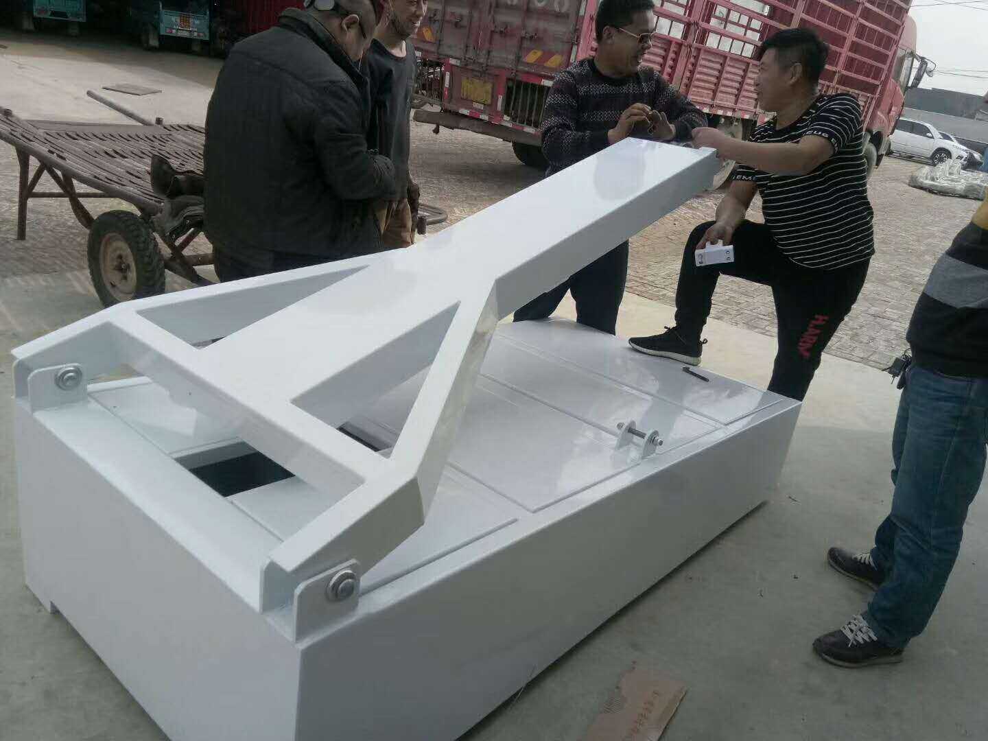 電動(dòng)液壓籃球架