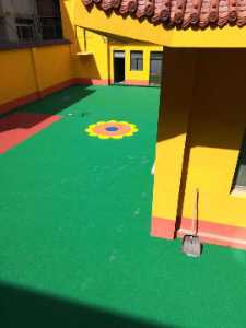 EPDM塑膠跑道,濟南幼兒園施工完成